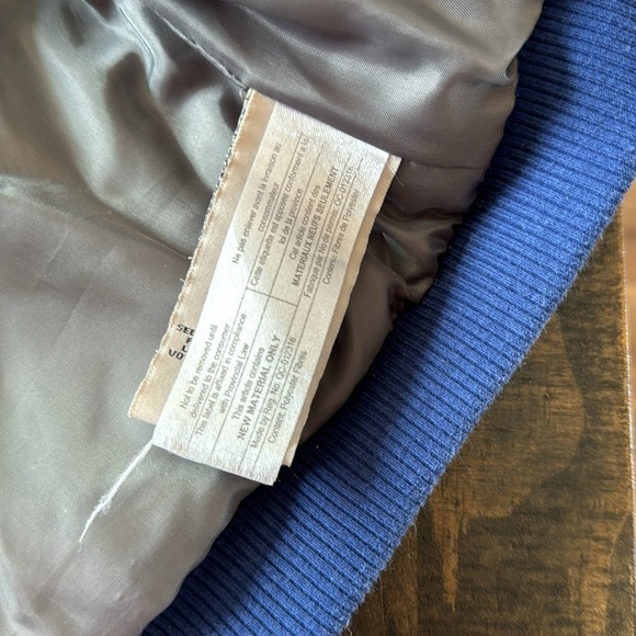 Infant CalvinKlein Jacket size 6/9M Navy Blue with Gray hoodie has pockets - Picture 9 of 11